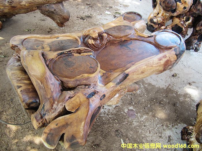 ������Ȼ�u��ľ������