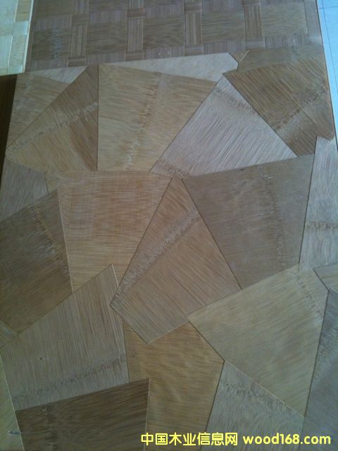 �c(di��n)���鿴����Ƥ�Ŵ�DƬ