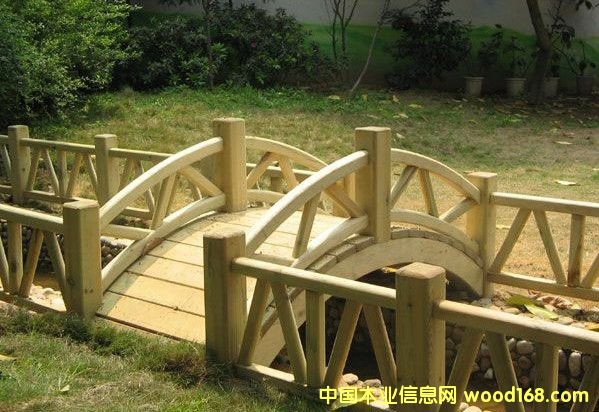 �L(zh��ng)ɳ����ľľ���Ԕ��(x��)��B