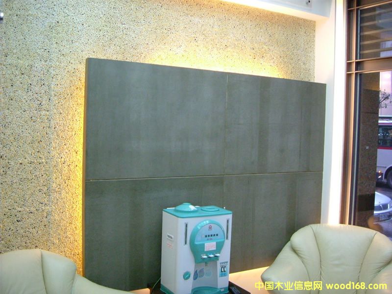 �c(di��n)���鿴��ͨľ�zˮ���Ŵ�DƬ