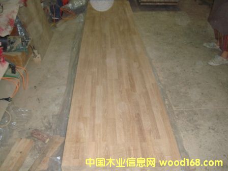 ��ľ���ɲ�