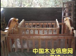 寶寶搖搖床 寶寶搖搖床