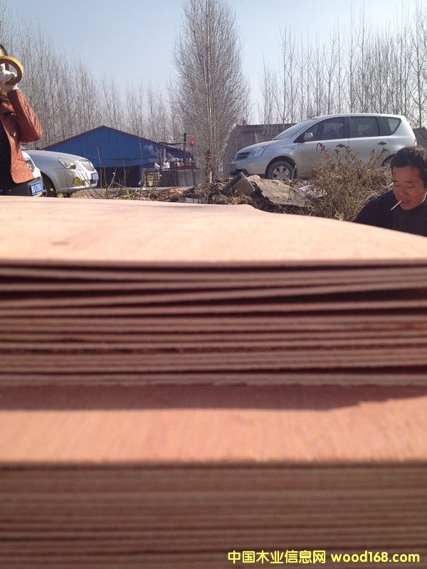 ����(y��ng)2.1mm���ϰ��Ԕ��(x��)��B