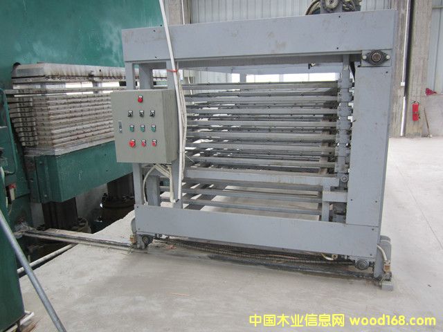 �c(di��n)���鿴�ቺ�C(j��)�Ŵ�DƬ