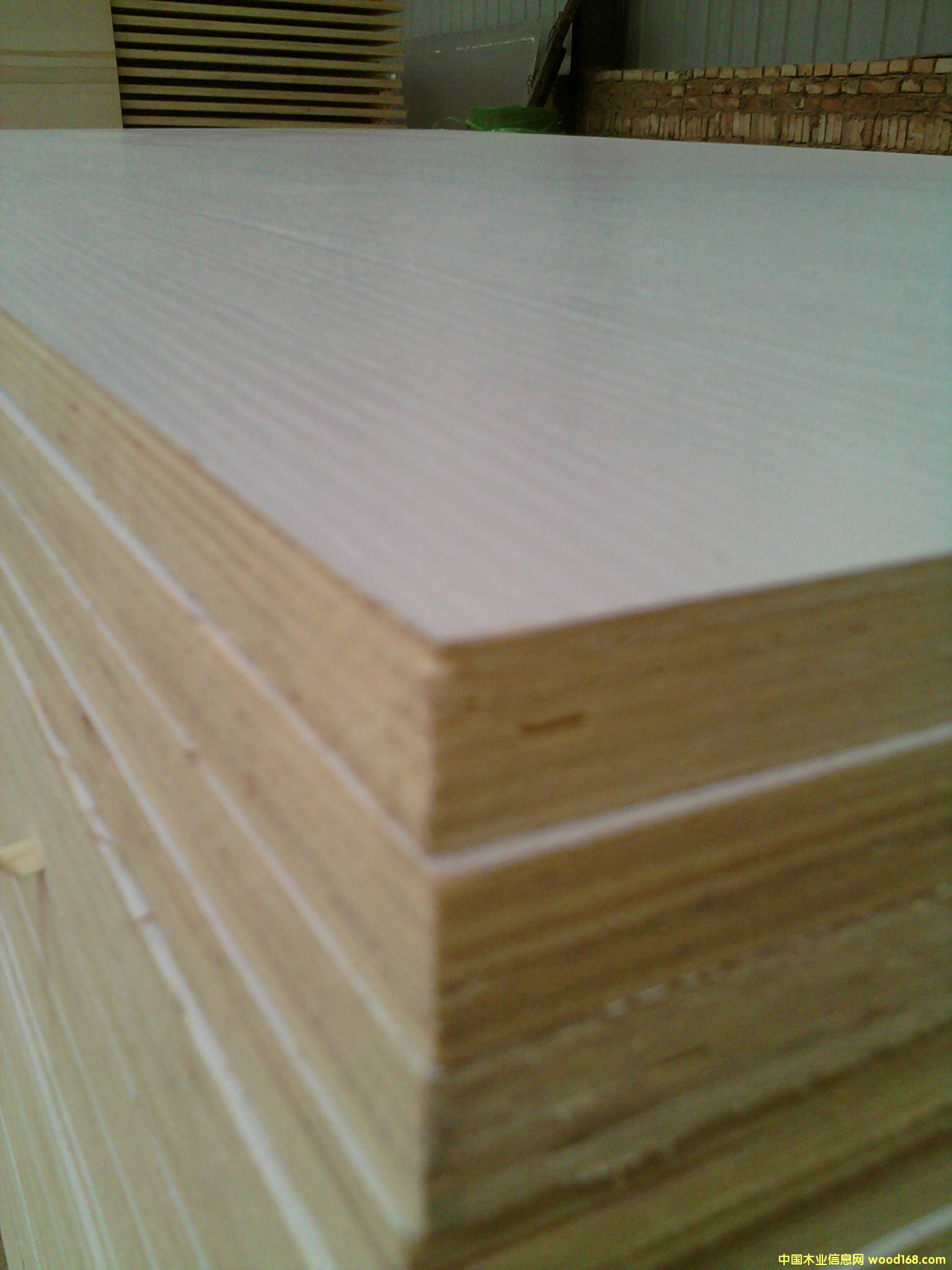 �����谷��ľ���Ӱ��Ԕ��(x��)��B