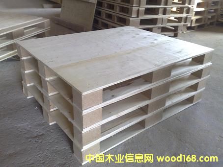 ��Ѭ�����b�䣬�бP����ľ�бP����ľ������