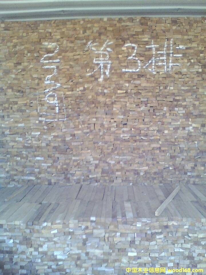 ������ָ��(ji��)��ľ�ذ�����