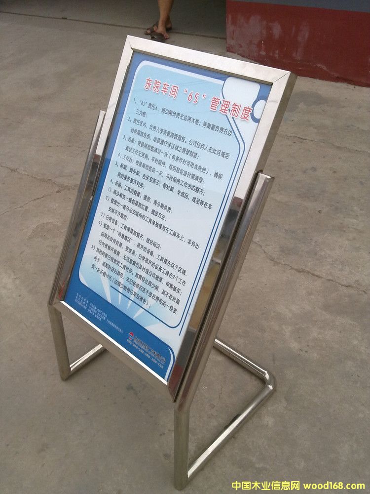 �c���鿴�V���ƷŴ�DƬ