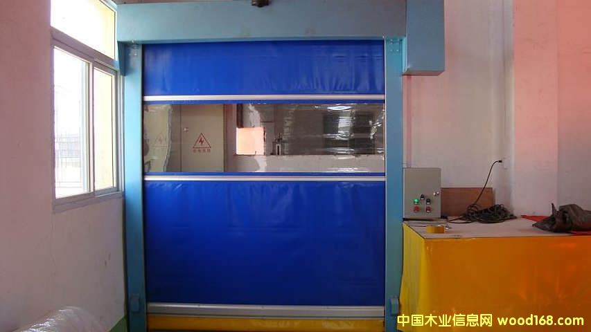 �c(di��n)���鿴���پ����T�Ŵ�DƬ