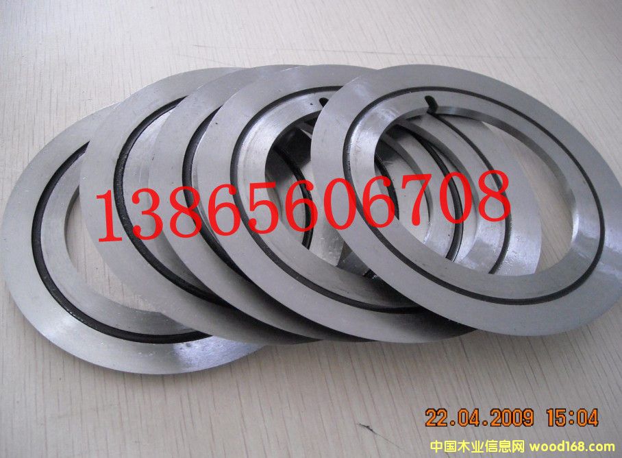 �c(di��n)���鿴�м��A���Ŵ�DƬ