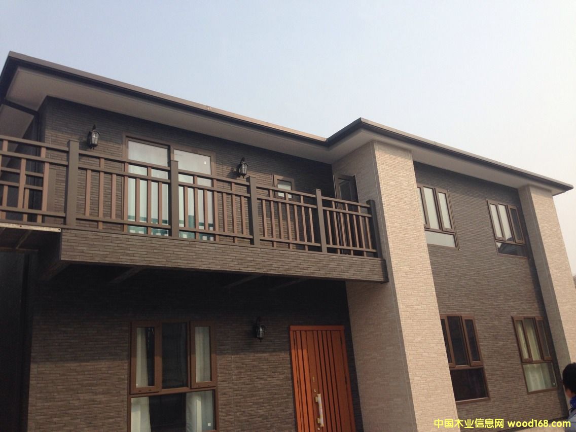  �Ϻ������u��ʽľ�Y(ji��)��(g��u)�e����Ԕ����B