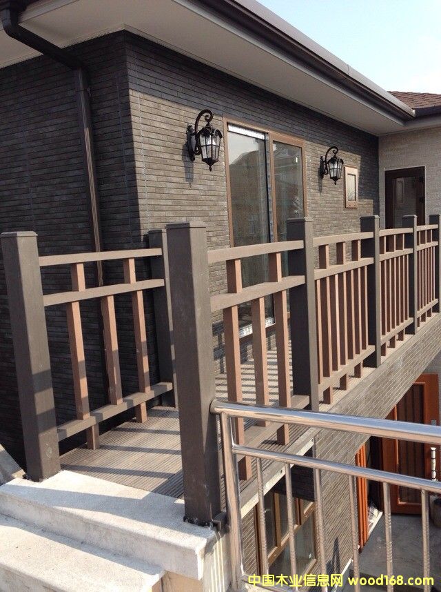  �Ϻ������u��ʽľ�Y(ji��)��(g��u)�e����Ԕ����B