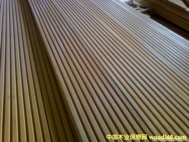 �t�̈́�ľ���S�̈́ڵ�Ԕ��(x��)��B