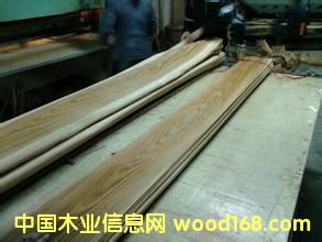 ˮ����ָ��ľƤ��Ԕ����B