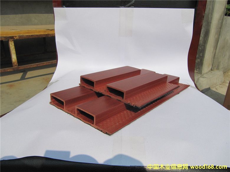 �c(di��n)���鿴137������Ŵ�DƬ