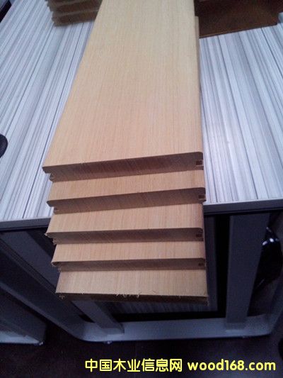 �c(di��n)���鿴�̈́�ľ�Ă��S�҃r����^���˷Ŵ�DƬ