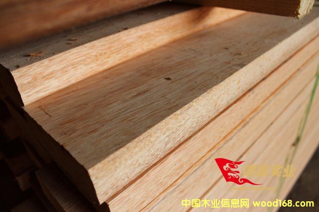 �c(di��n)���鿴�R���������}��Ŵ�DƬ