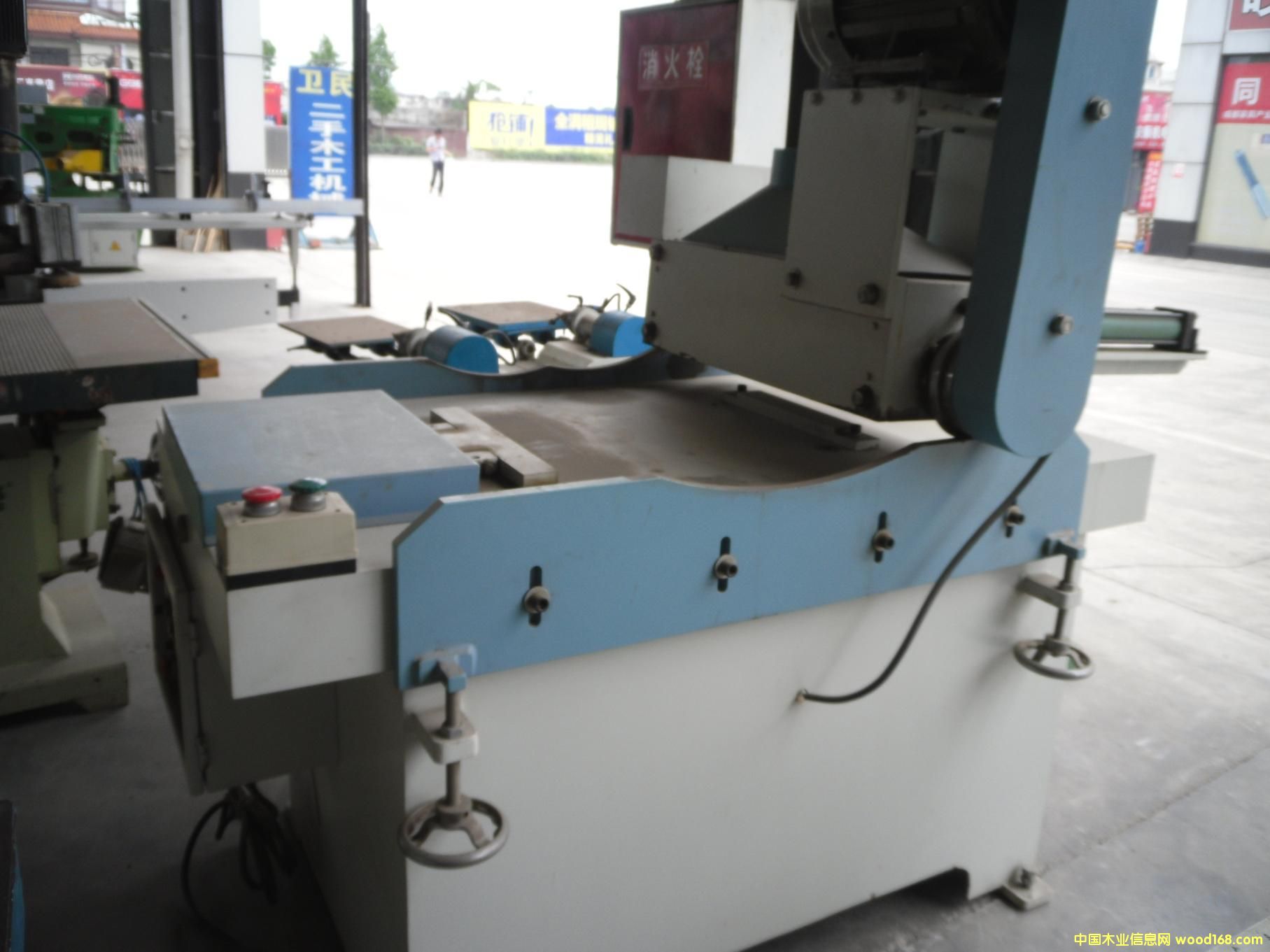 �R���ٵ�Ԕ��(x��)��B