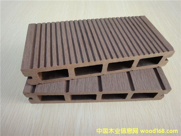 �c(di��n)���鿴�Sɽ�A�ܑ�����ľ�ذ�Ŵ�DƬ