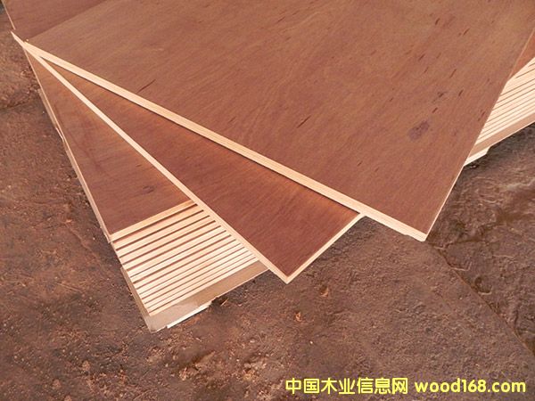 砂光板的詳細(xì)介紹