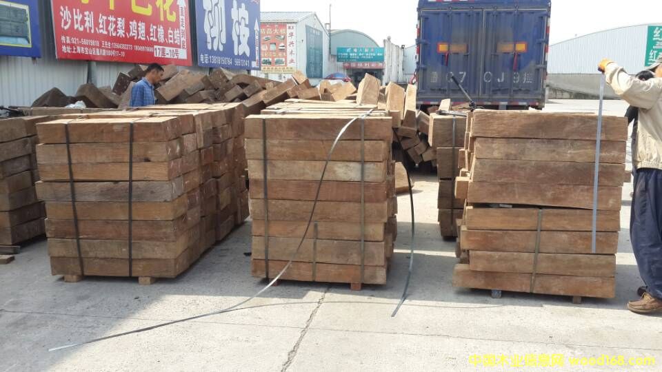 ������ľ���ϵ�Ԕ����B