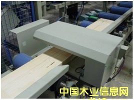 ���m��ľ�ذ��ھ�ˮ�֙z�yϵ�y(t��ng)��Ԕ����B