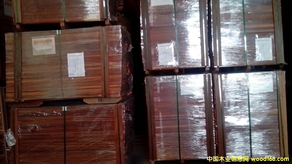 �F���ӵذ����ϵ�Ԕ����B