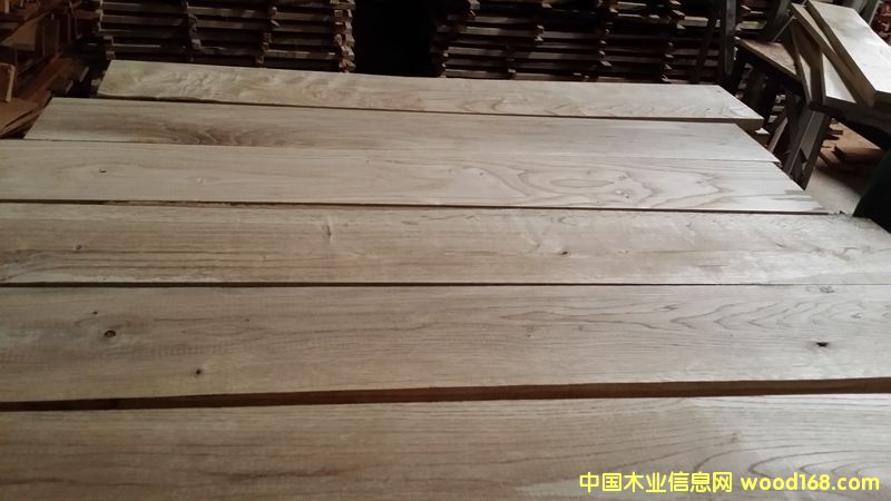 ��ľ������ľ�ذ�����