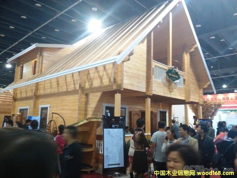 ɭ����ľ�Y(ji��)��(g��u)ľ����չ�^(q��) �h(hu��n)��ľ�ݱ����P(gu��n)ע