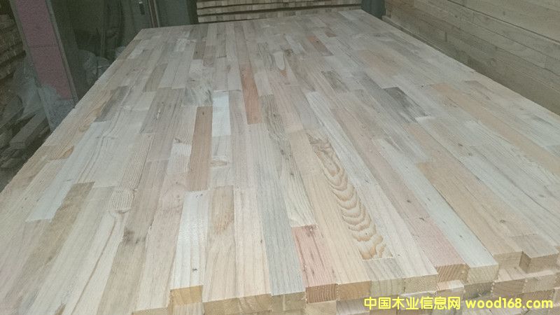 �c(di��n)���鿴��ľ�f��ָ�Ӱ�Ŵ�DƬ