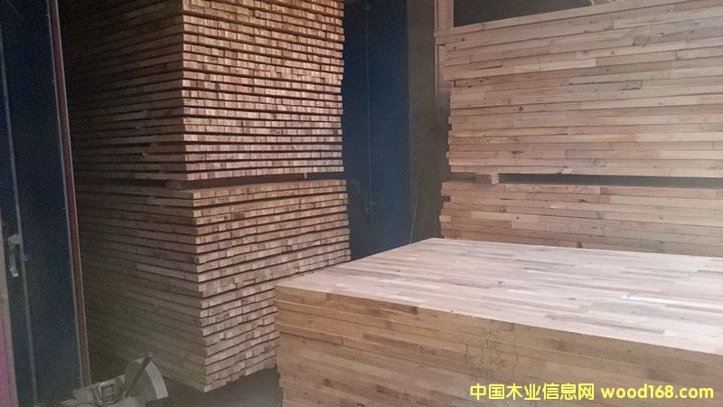 �c(di��n)���鿴��ľ�f��ָ�Ӱ�Ŵ�DƬ