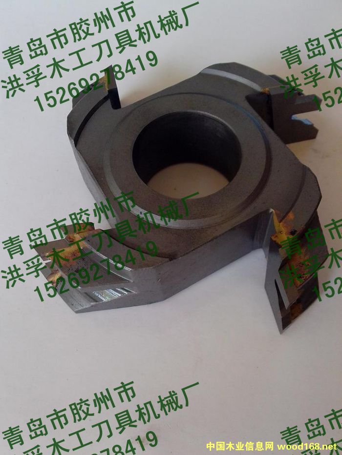 ���u���z���к���ľ�����ߙC(j��)е�S(ch��ng)V���͵�