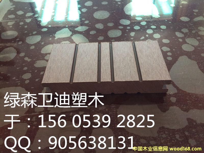 �c���鿴������ľ�ذ�Ŵ�DƬ