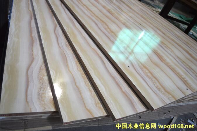 �c(di��n)���鿴�R�������B(t��i)��Ŵ�DƬ