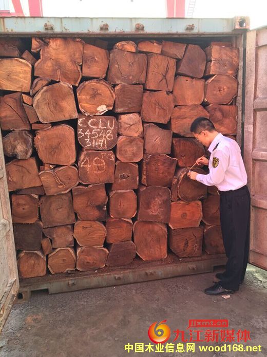 �Ž��z�(y��n)�z�߾���һ�������M(j��n)��ԭľ�Йz�����w���о��x��С�U���x