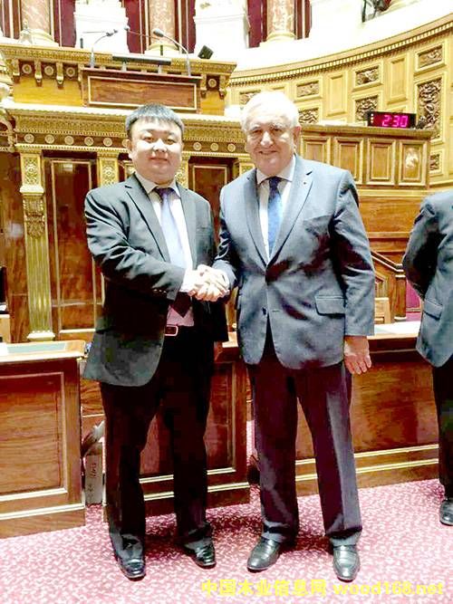 ���K����ɭ����(j��ng)�������S�������L���� ����B�h(hu��n)��ľ��