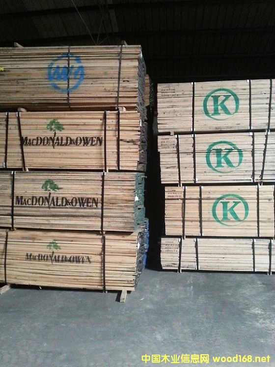 �t��-KLC��MOP