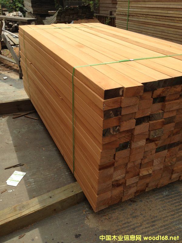 �Ϻ����̈́�ľ�S�Ҷ��Ƽӹ��̈́ڑ���ذ�̈́�ľ���