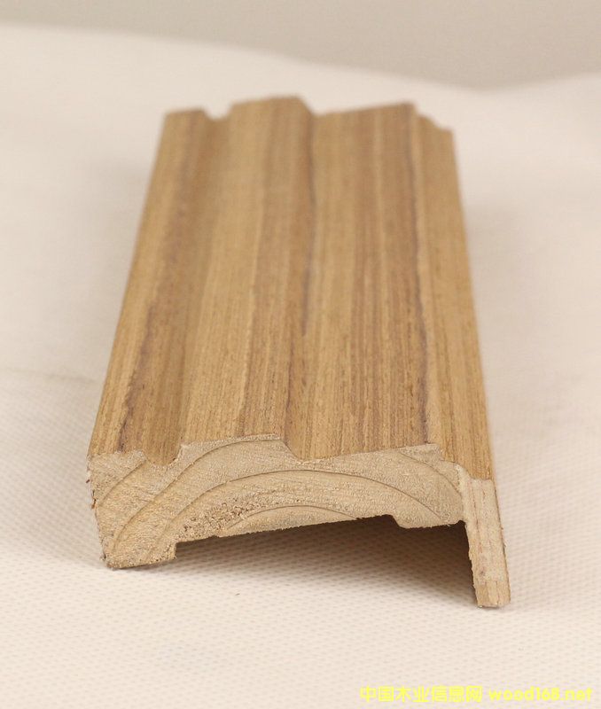 �c(di��n)���鿴�T�׾��Ŵ�DƬ