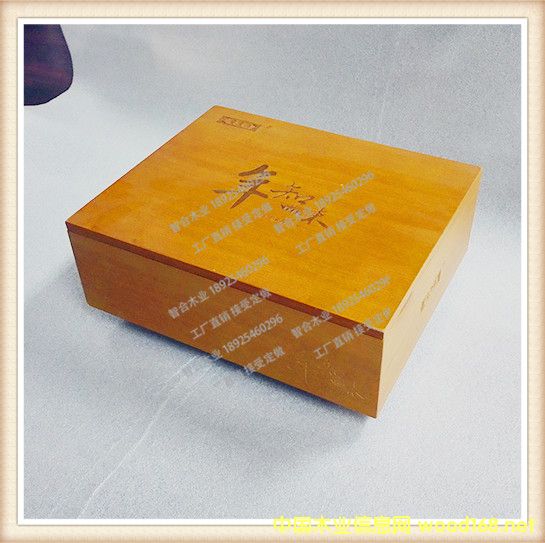 �c�S�������Ʒ�ϲ���bľ��