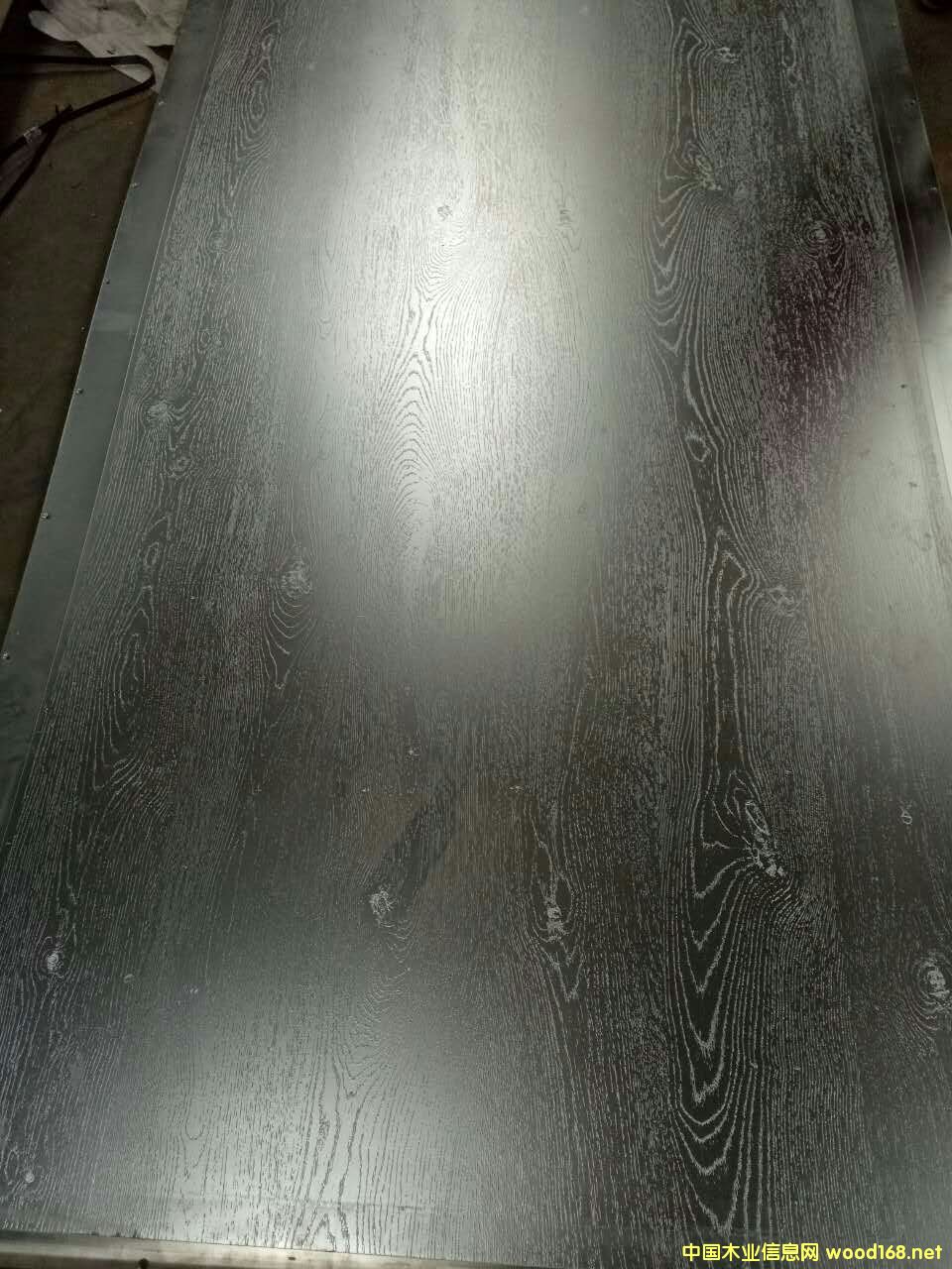 �c(di��n)���鿴�ቺ�C(j��)���P�ģ��Ŵ�DƬ