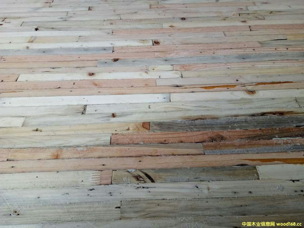 ���f��ľ���ɲ�