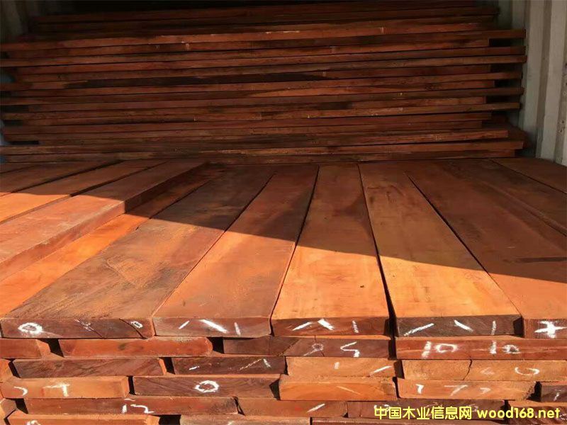 �S��ֱ�N �M����ľ