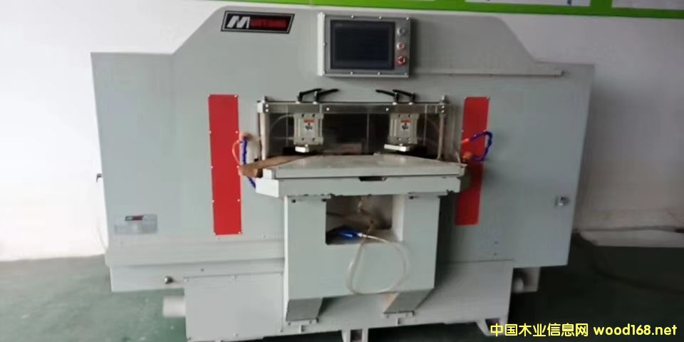 ����Ұ�R��ĸ龙C(j��)