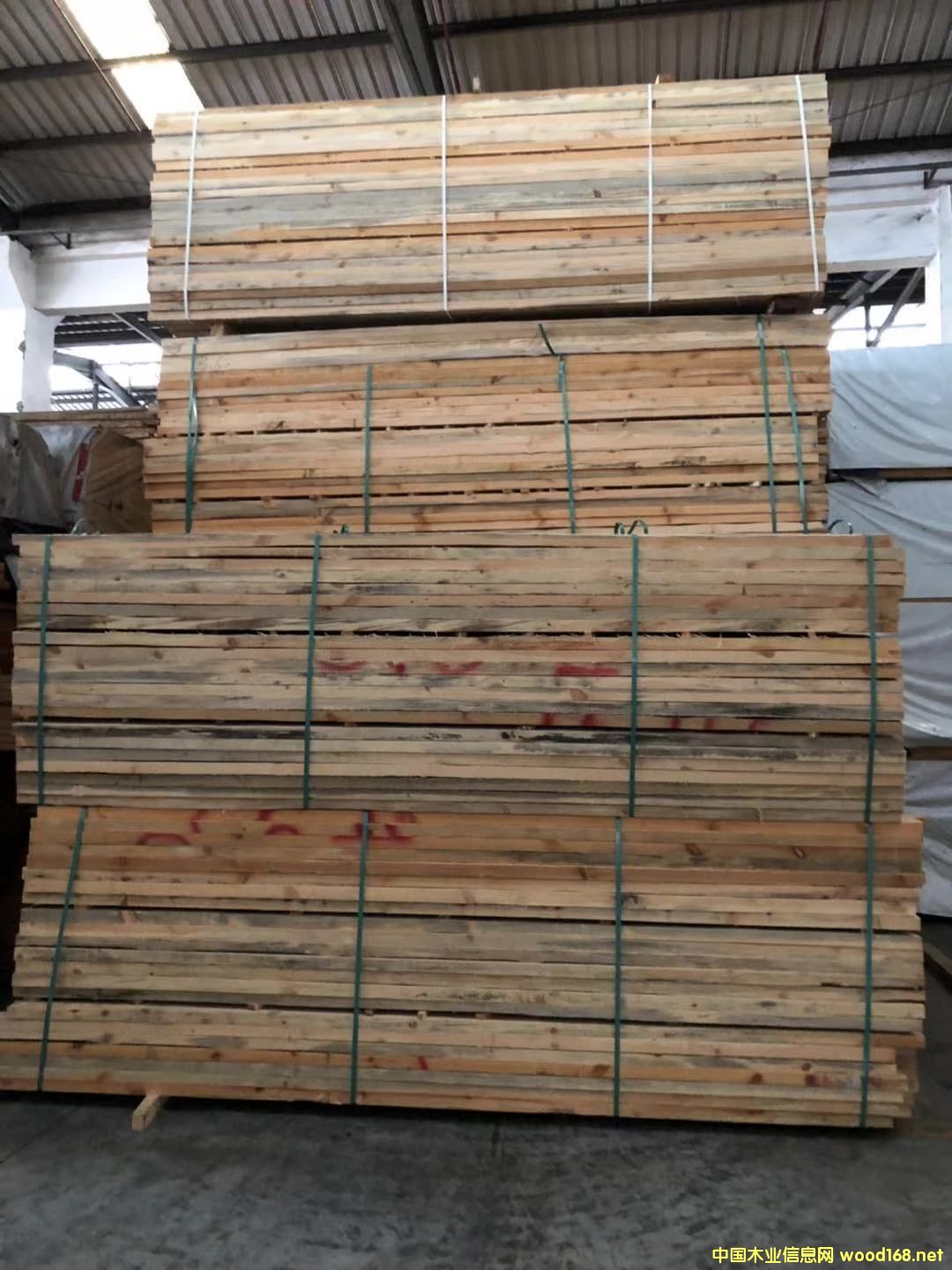 �W��������