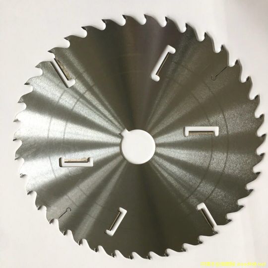 ��Ƭ�Ƭ��Ԕ����B