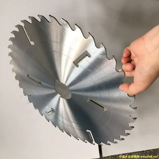 ��Ƭ�Ƭ��Ԕ����B