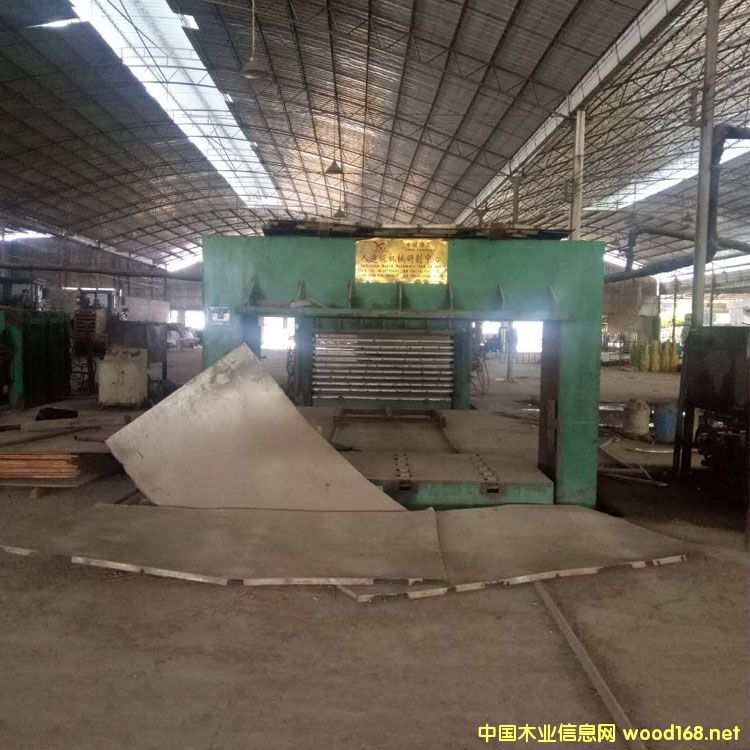 [��] �ɝ��̹��a(ch��n)4*8�߶����ω�ʽ�䉺�C(j��)