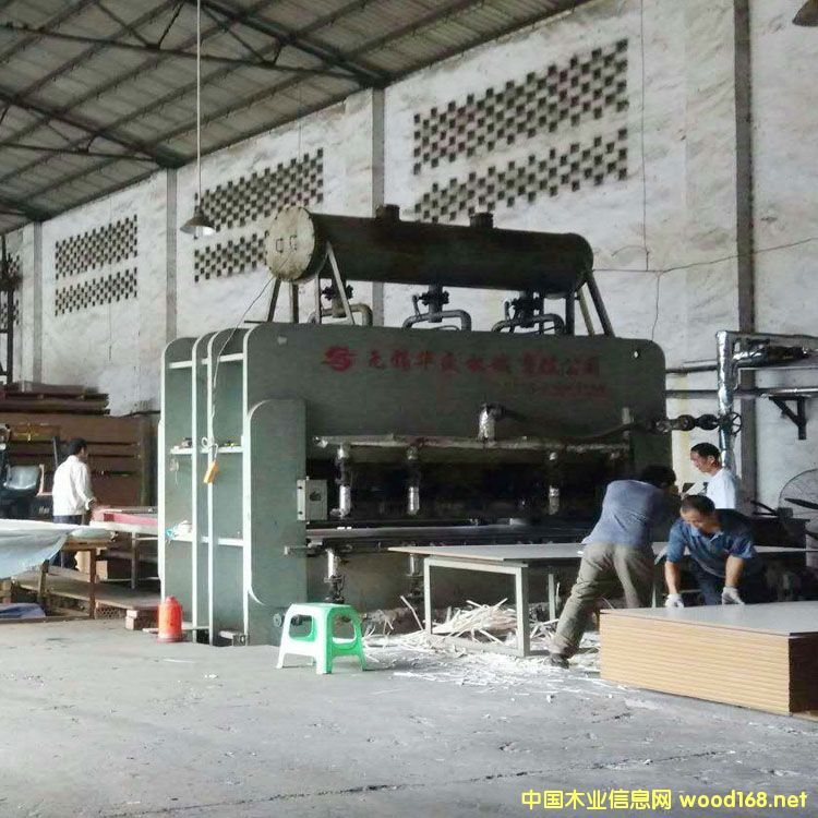 8��9���o(w��)�a�Aʢ4*8��1200���p�N�N��ቺ�C(j��)�D(zhu��n)׌