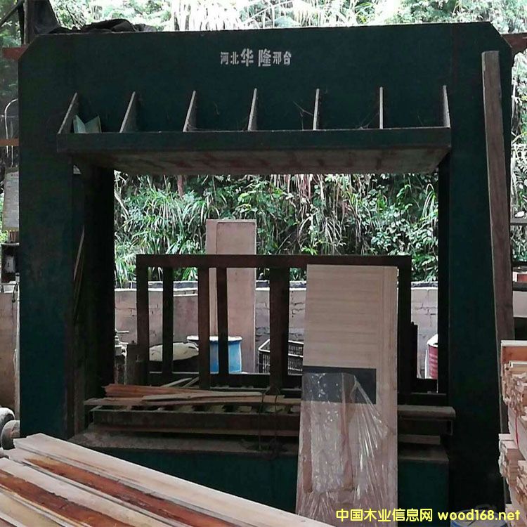 �ӱ��A¡�İ˳��_�n1.4�׶���Һ��ʽ�䉺�C(j��)